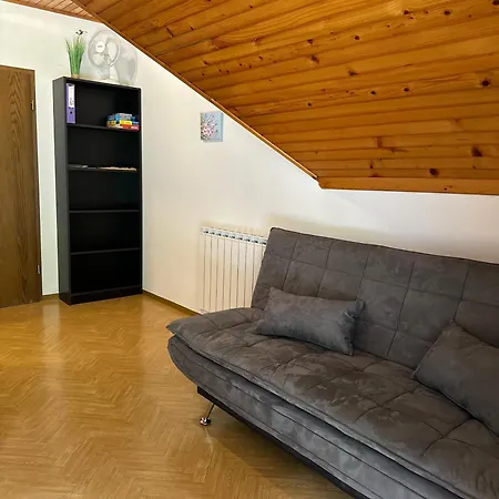 Jozi Apartment *