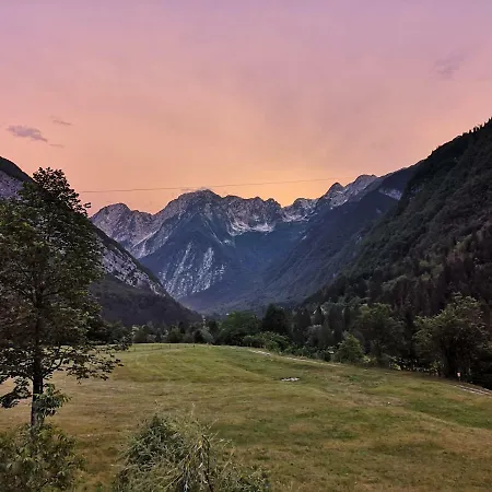 Jozi Appartement Soča